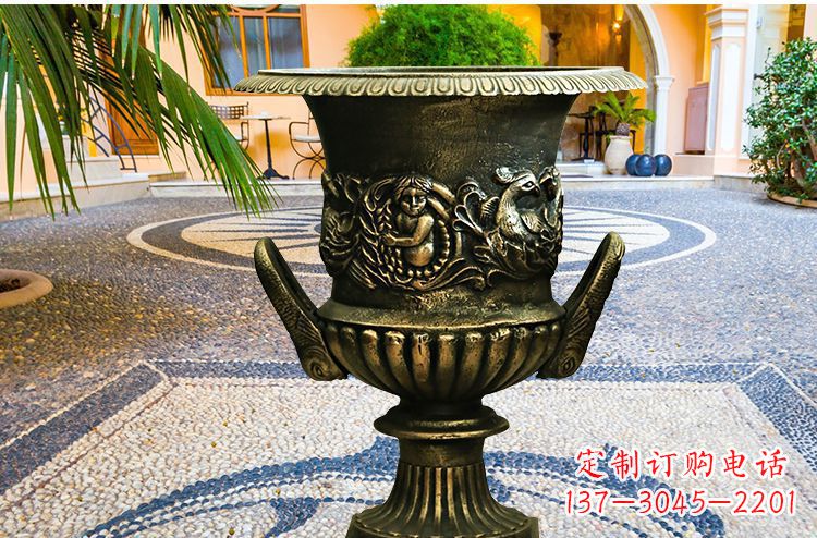 北京别墅花盆铜雕