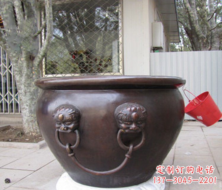 北京招财进宝水缸铜雕塑摆件