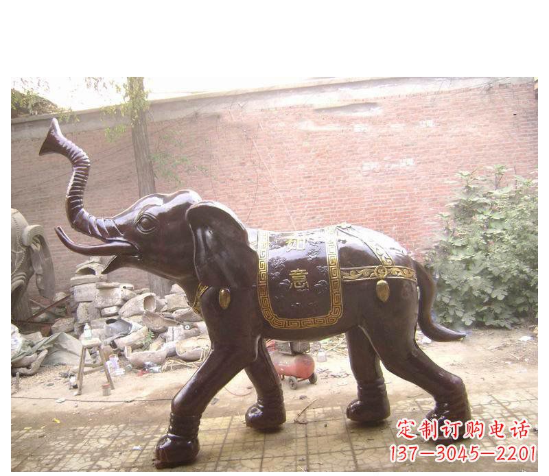 北京玻璃钢大象雕塑