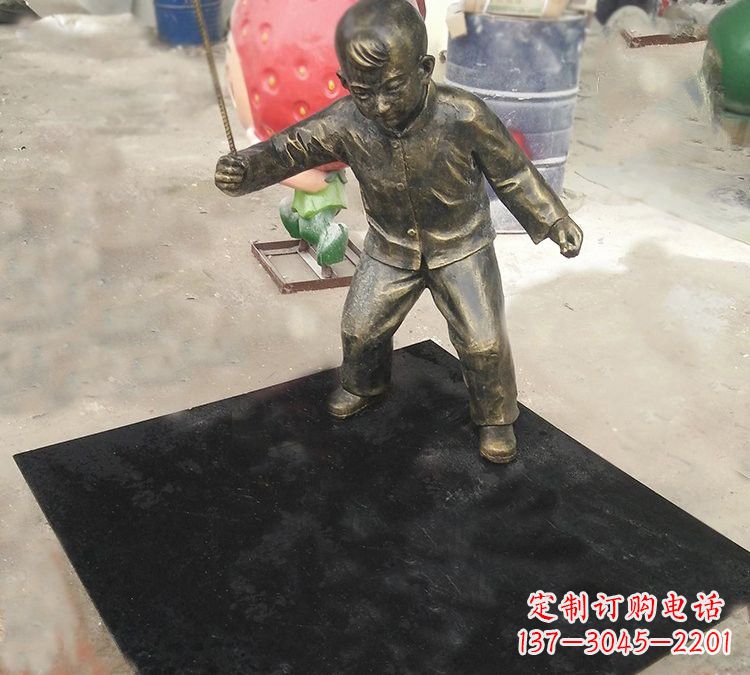 北京玻璃钢陀螺雕塑