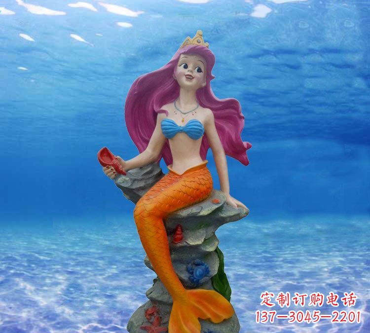 北京玻璃钢雕刻的美人鱼