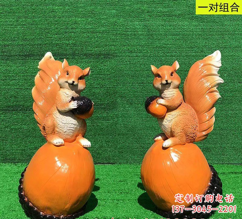 北京玻璃钢松鼠雕塑艺术精品
