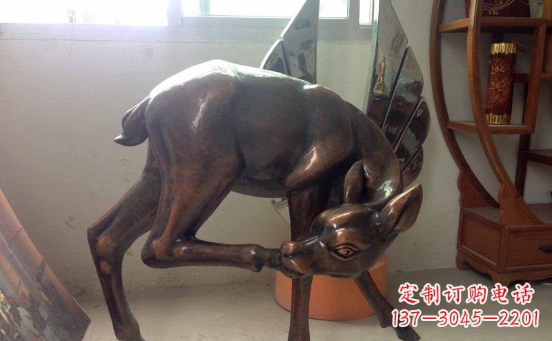 北京玻璃钢小鹿仿铜动物雕塑