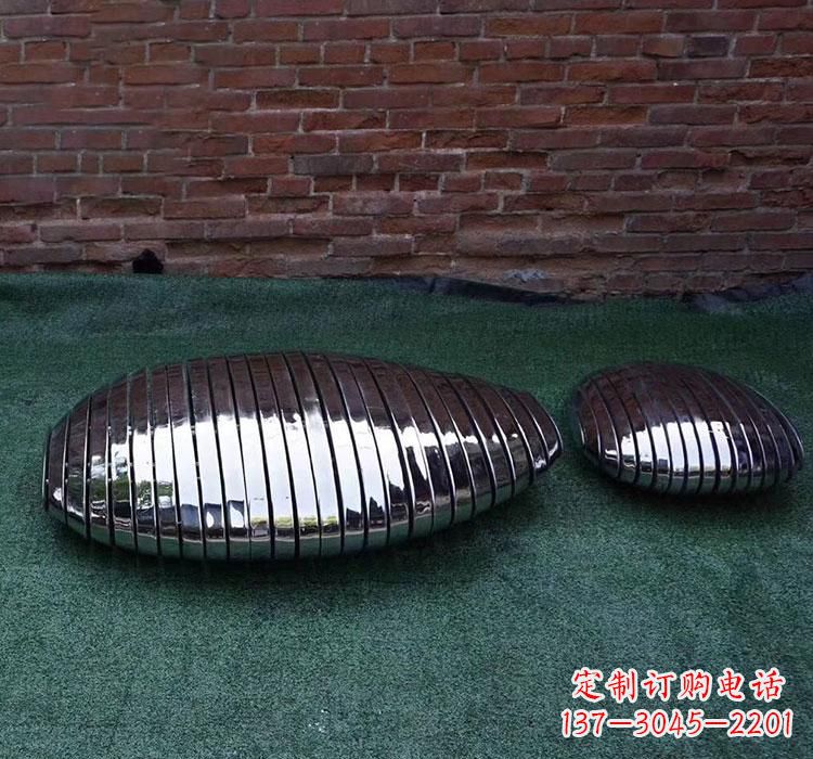 北京不锈钢城市镜面鹅卵石雕塑