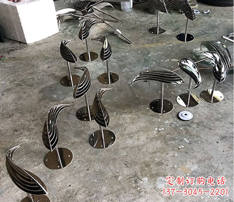 北京精美不锈钢动物雕塑