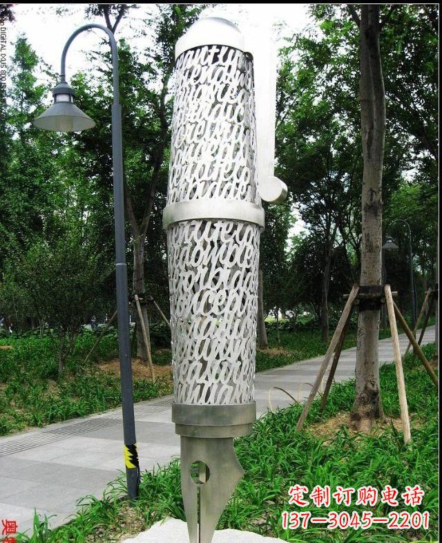 北京不锈钢钢笔雕塑艺术与科技的完美结合
