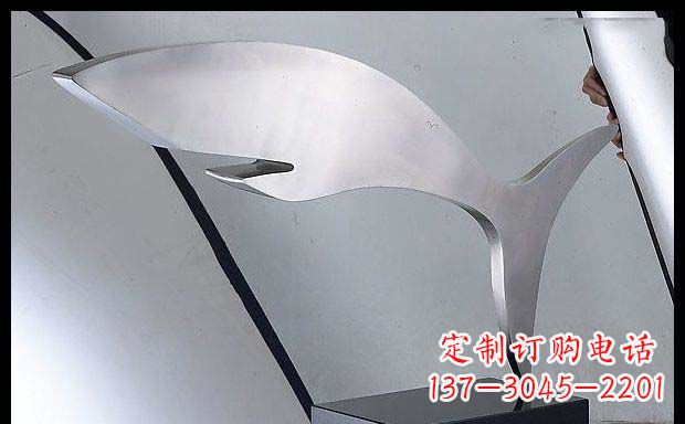 北京精美不锈钢鲸鱼雕塑