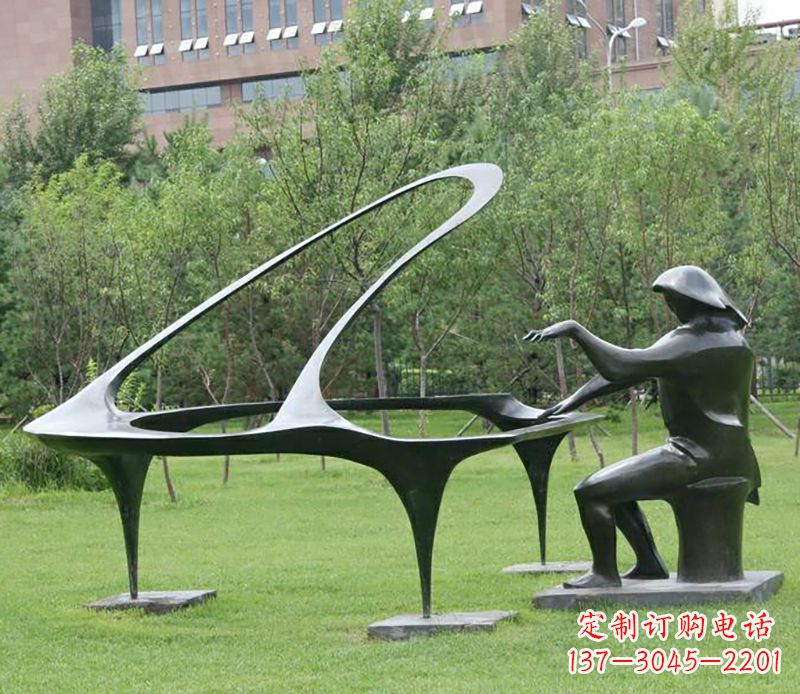 北京不锈钢钢琴雕塑——激发人们心中的音乐