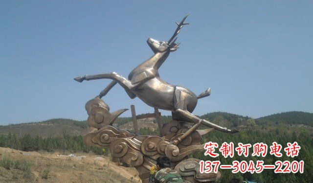 北京不锈钢动物雕塑——飞奔的鹿