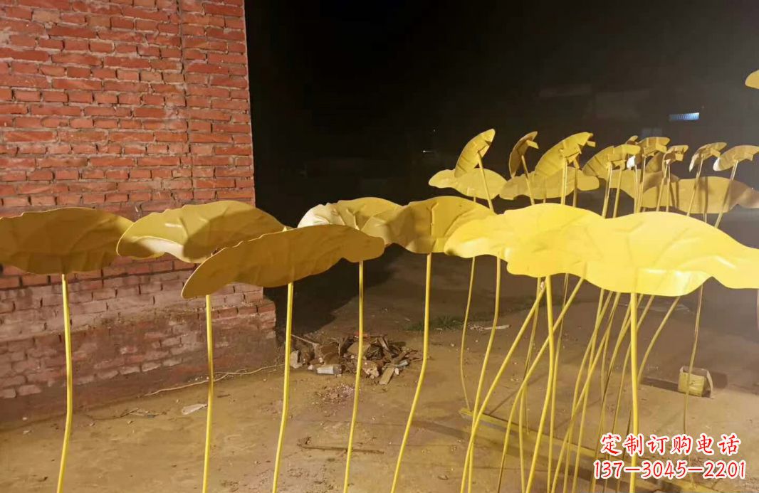 北京不锈钢荷花雕塑优雅而永恒