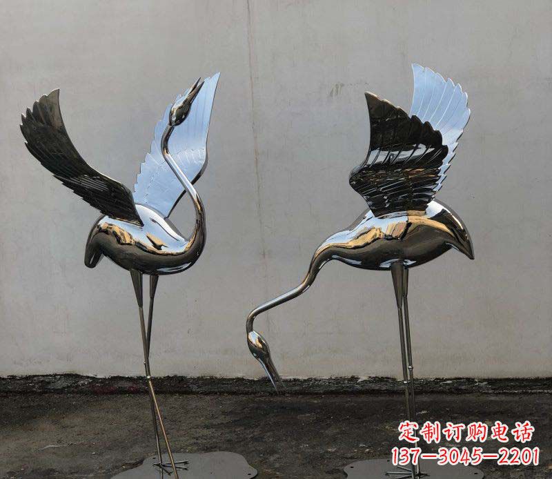 北京不锈钢锻造仙鹤雕塑精美的艺术品