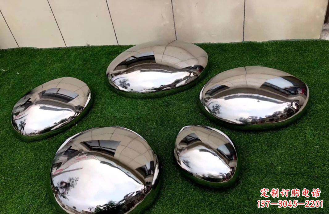 北京不锈钢鹅卵石雕塑艺术品的精致之美