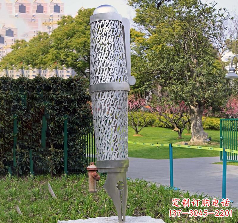 北京精致不锈钢钢笔雕塑
