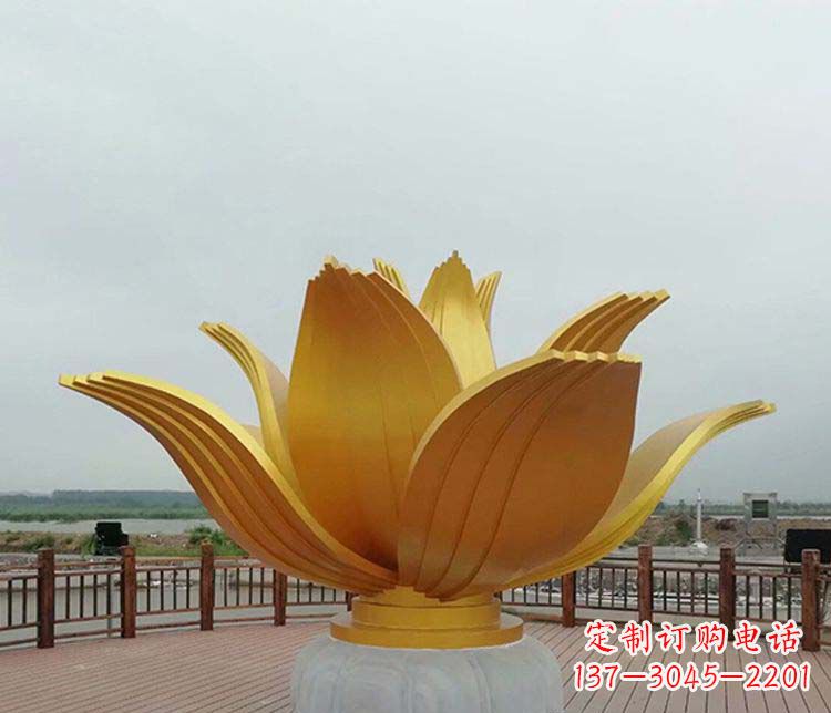 北京不锈钢荷花绽放的美丽雕塑
