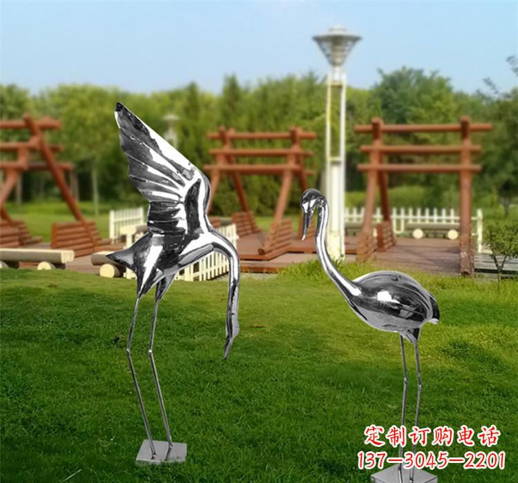 北京不锈钢仙鹤雕塑艺术精美、气质高雅