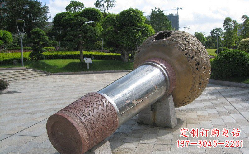 北京“铸就记忆的不锈钢话筒雕塑”
