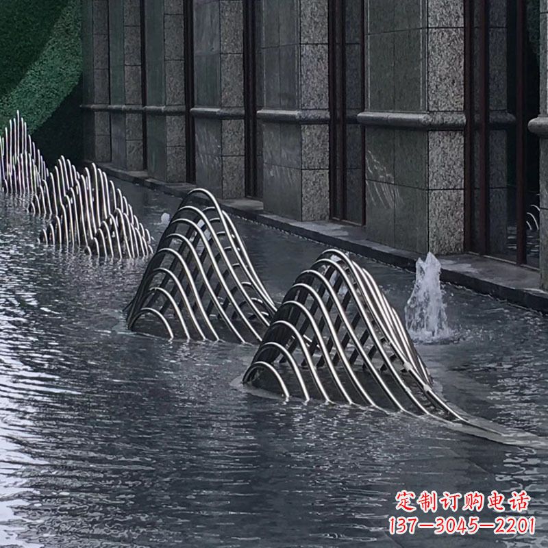 北京不锈钢假山雕塑精美外形，百变造型