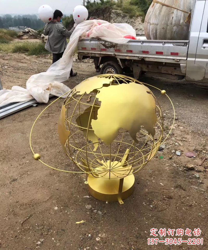 北京不锈钢金属校园地球仪雕塑把环保理念展现在校园