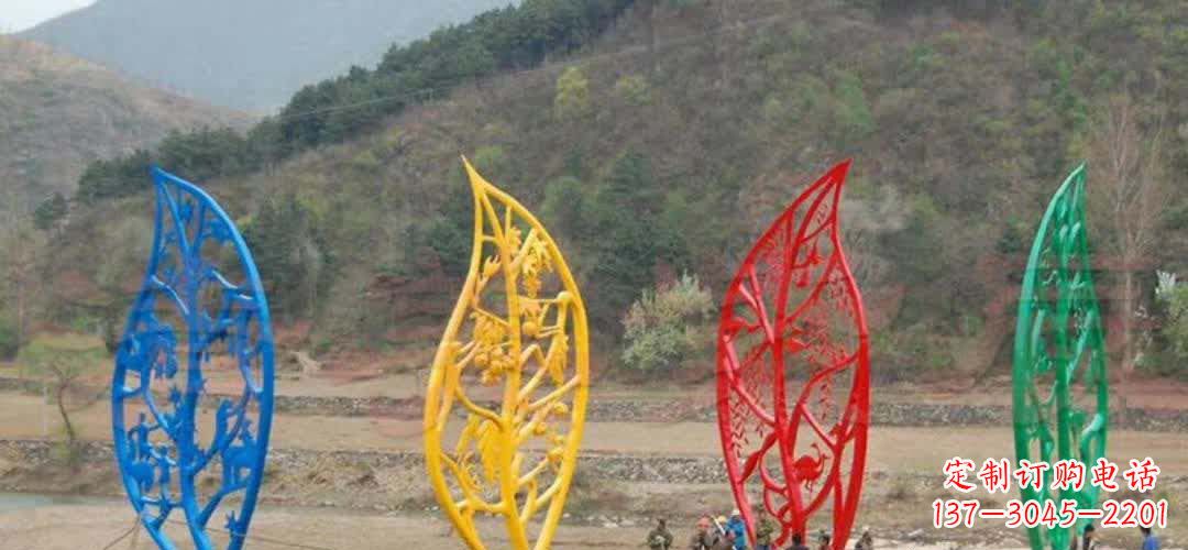 北京不锈钢景区镂空树叶雕塑——美妙的自然之美