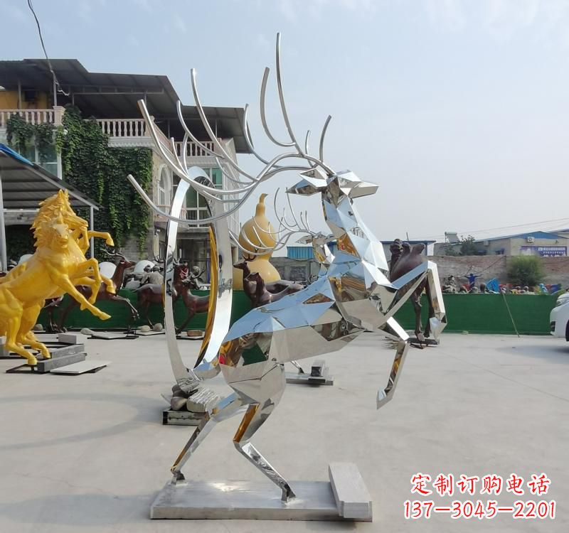 北京精美不锈钢镜面动物鹿雕塑