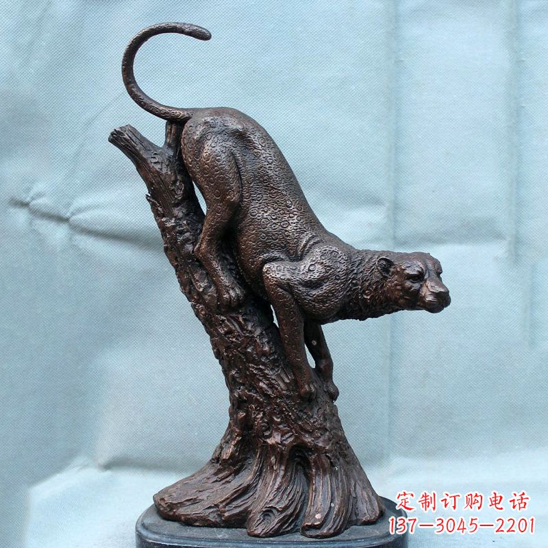 北京不锈钢猎豹雕塑经典之美