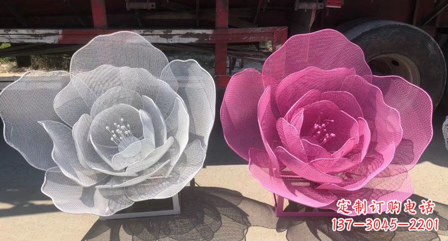 北京不锈钢荷花雕塑,给公园带来优雅美景