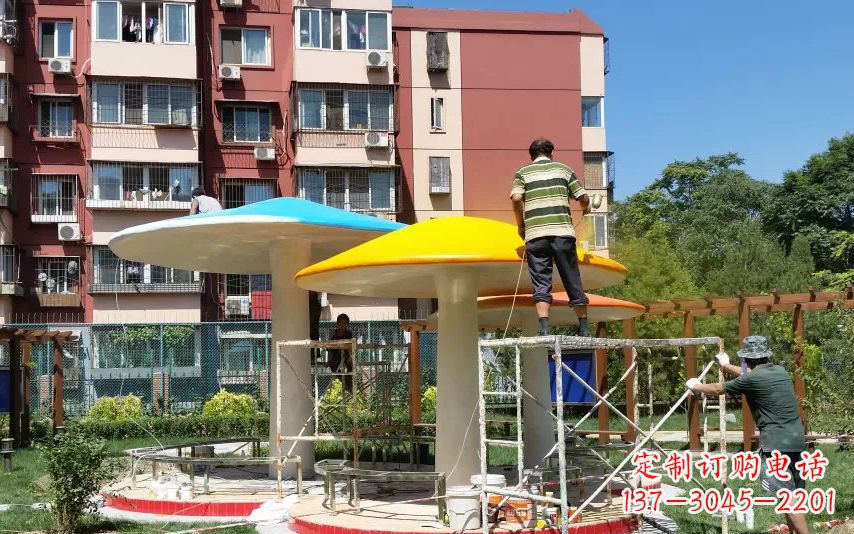 北京不锈钢蘑菇凉亭——精美雕塑点缀绿意