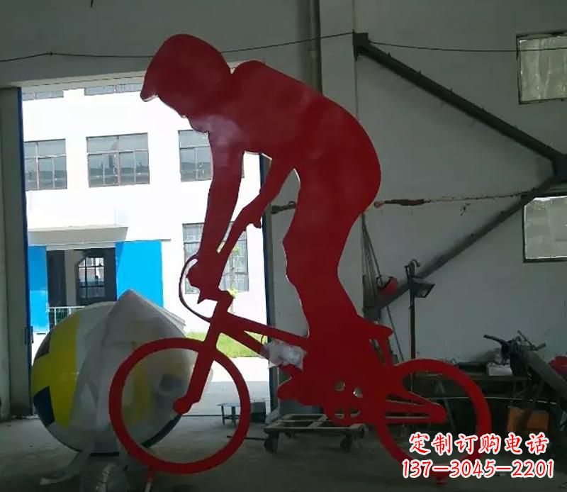 北京不锈钢自行车雕塑激发自行车运动的热情