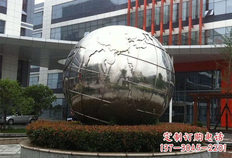 北京不锈钢地球雕塑传递环保意识