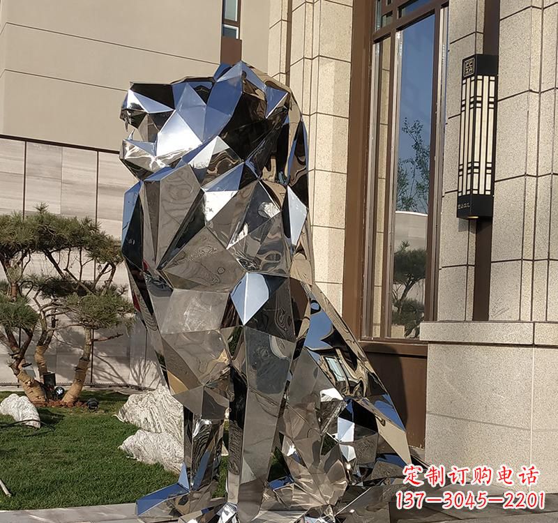 北京不锈钢狮子雕塑精美而又富有艺术感