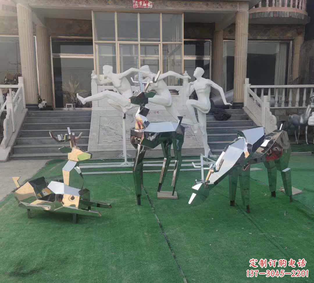 北京精美动物雕塑点缀不锈钢售楼部