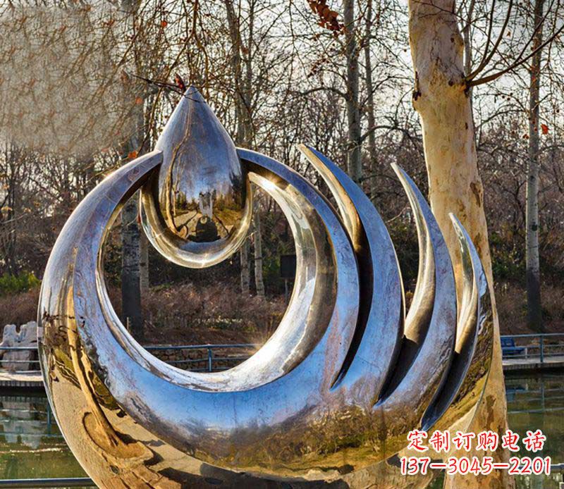北京不锈钢水滴雕塑给园林带来流动的美