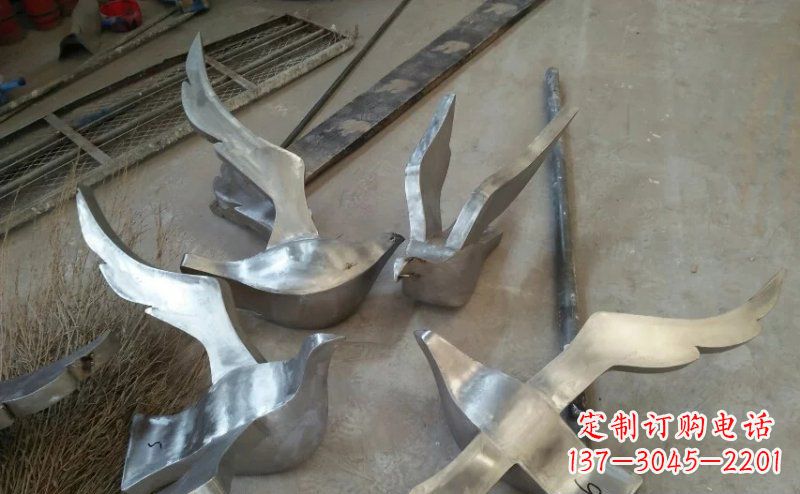 北京精美的不锈钢小型鸽子雕塑