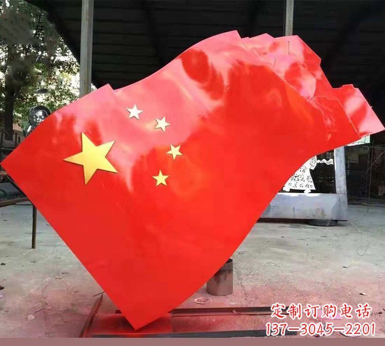 北京不锈钢校园五星红旗雕塑——传承红色基因,缅怀烈士