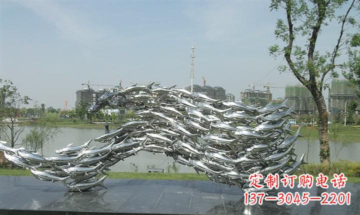 北京精美动物雕塑点缀不锈钢鱼群公园