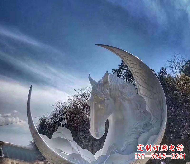 北京不锈钢月亮雕塑一种独特的艺术品