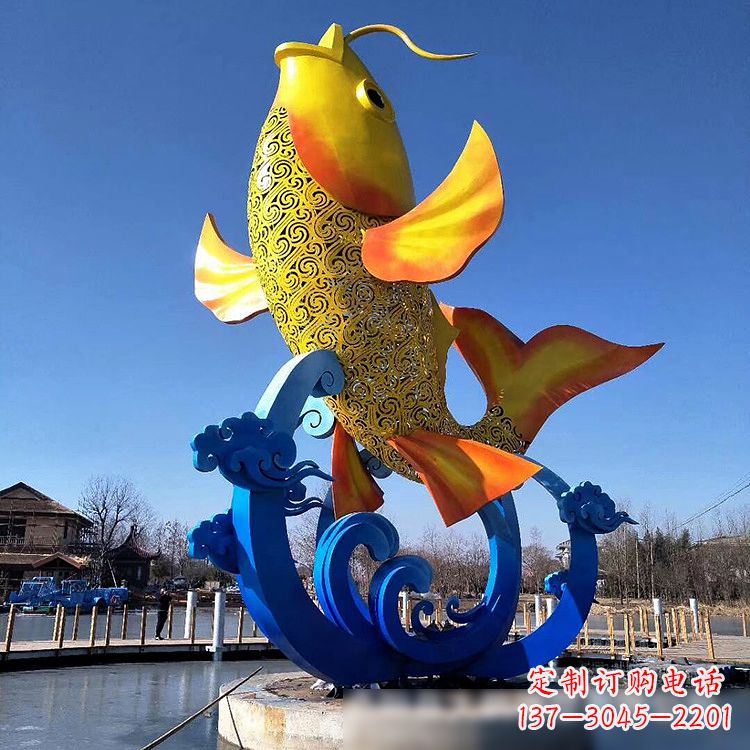 北京彩绘不锈钢鱼跃雕塑-大型水景喷泉动物雕塑