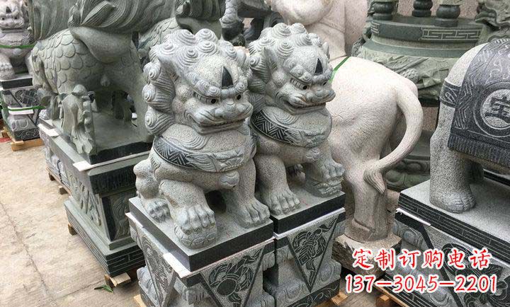 北京瑞士狮子门口雕塑