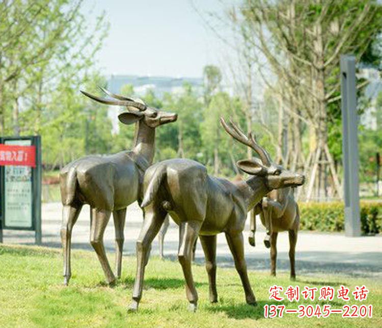 北京藏羚羊公园羚羊铜雕