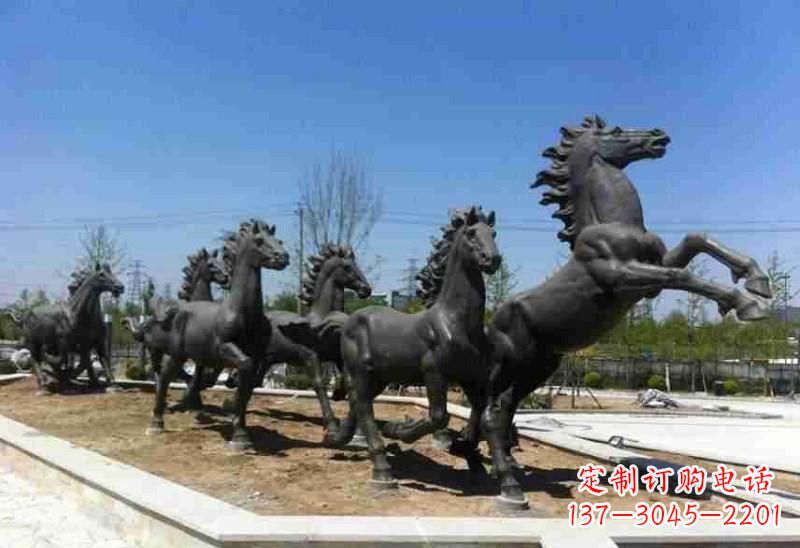 北京铜马雕塑美观华贵的城市艺术