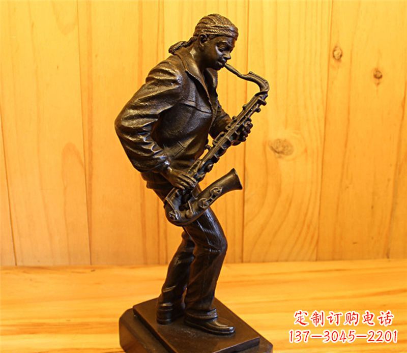 北京萨克斯雕塑娱乐场所的精灵