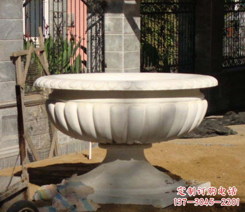 北京精美大理石花盆雕塑