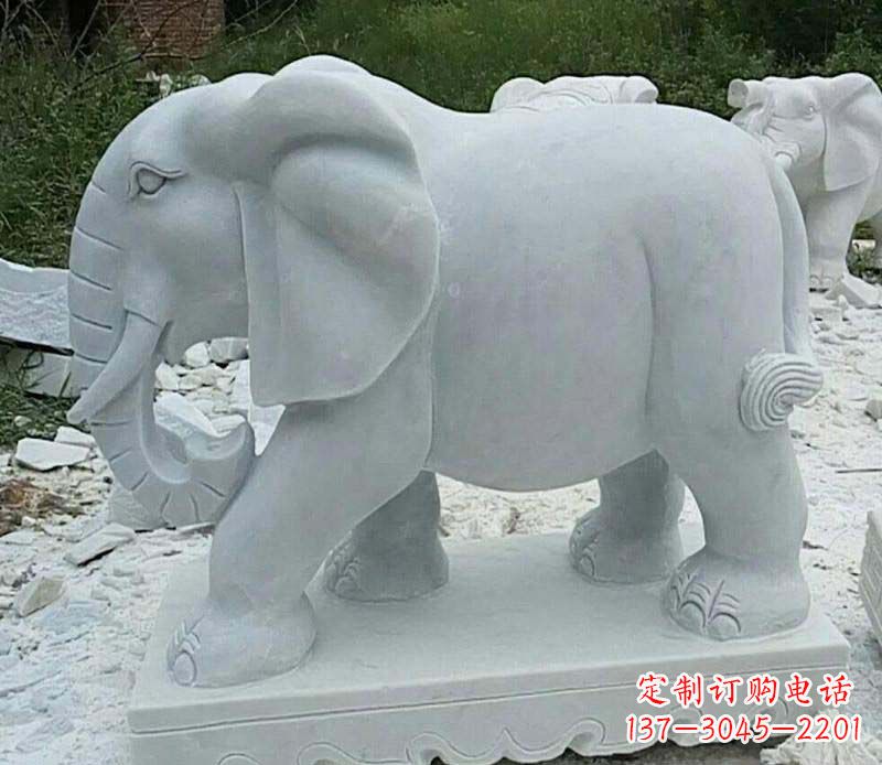 北京精雕细琢的大理石大象雕塑