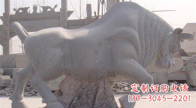 北京大理石牛雕塑——让你家里充满独特艺术气息