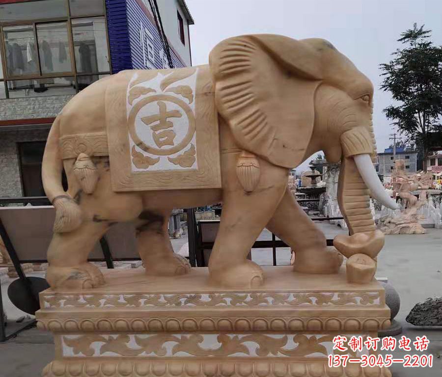 北京大象镂空石雕