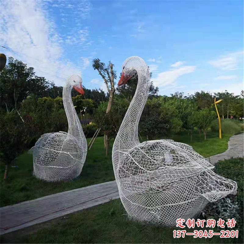 北京梦幻般的大型网格天鹅景观动物雕塑