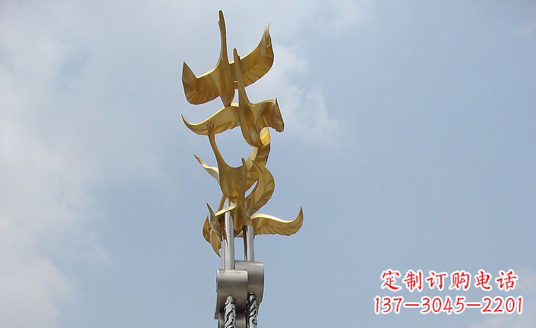 北京大雁不锈钢雕塑—梦想之羽