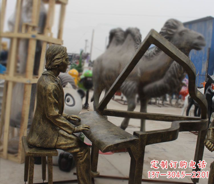 北京钢琴铜雕——表达艺术之美的完美融合