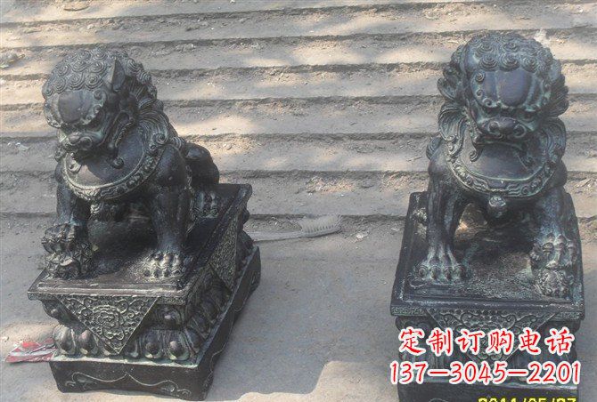 北京仿古铸铜狮子雕塑