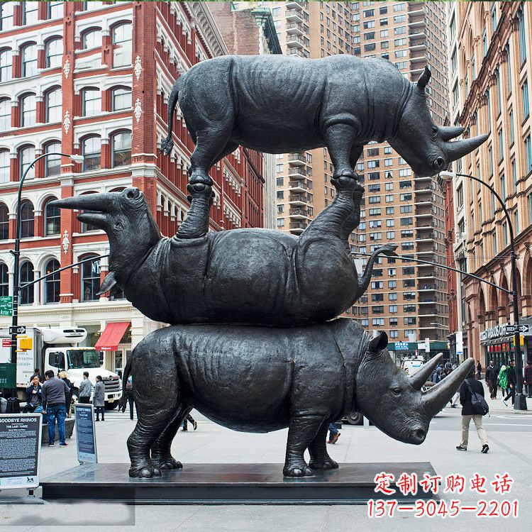 北京仿真犀牛景观铜雕-城市街道创意动物景观